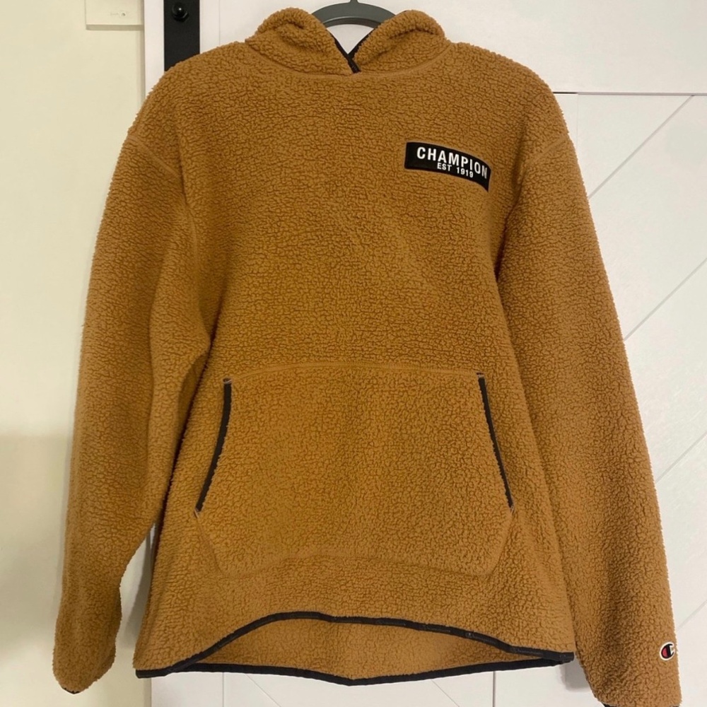 Champion men’s Sherpa hooded sweatshirt Medium